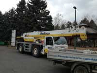 Megérkezett az új autódarunk