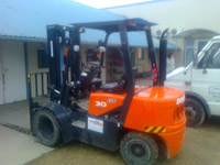 Beüzemeltünk egy új targoncát